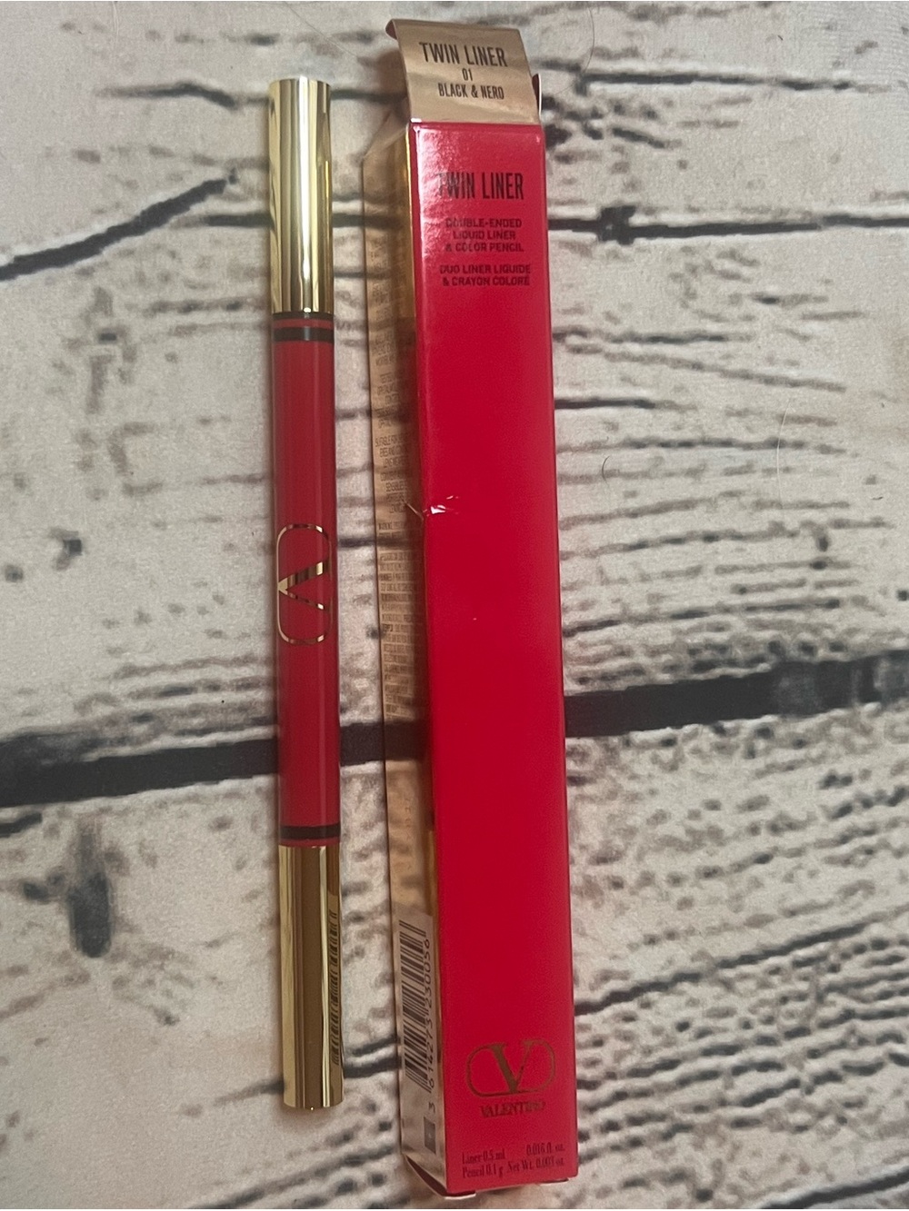 BNIB Twin Liner Valentino Black & Nero Liquid Eyeliner Pen